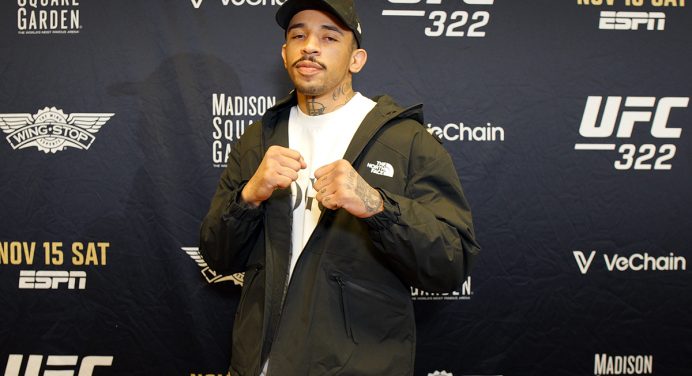 Carlos Prates projeta luta pelo título no UFC: “Se eu nocautear, serei o próximo da fila”