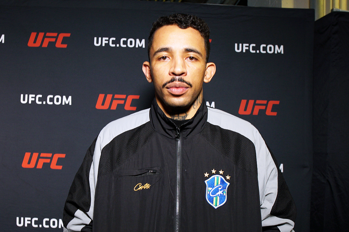 Analista sugere duelo contra ex-campeão para Carlos Prates carimbar ‘title shot’