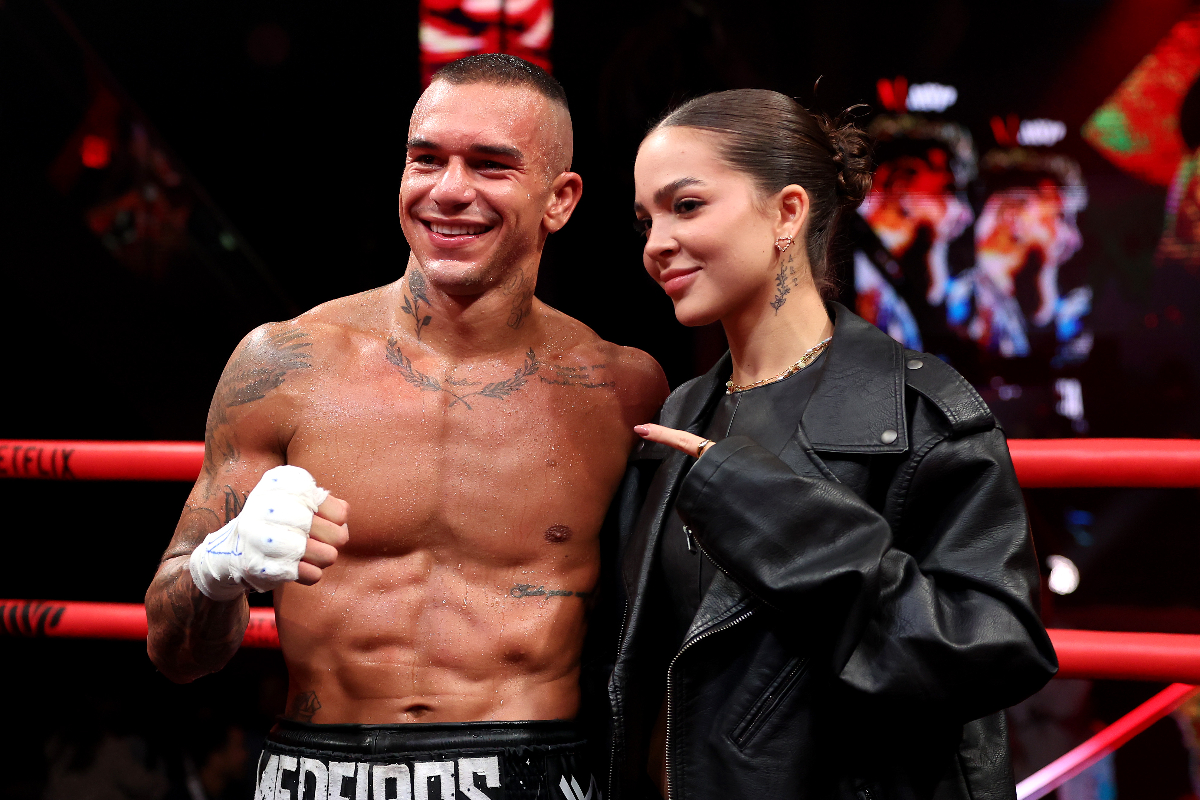 Luan Medeiros celebra vitória ao lado de Mel Maia