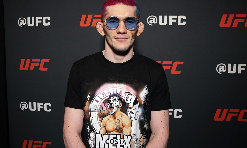 Melquizael Melk Costa posa para foto no Media Day do UFC Vegas 112