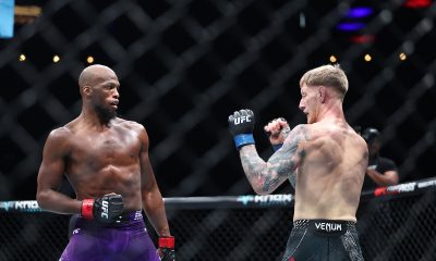 Michael Page (à esquerda) e Sam Patterson protagonizaram uma luta morna no UFC Londres