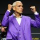 Charles Do Bronx vibra com o público durante coletiva do UFC 326