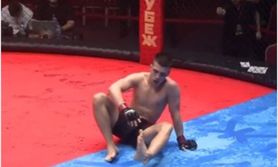 Aleksandr Sineschuk lesiona o tornozelo em celebração