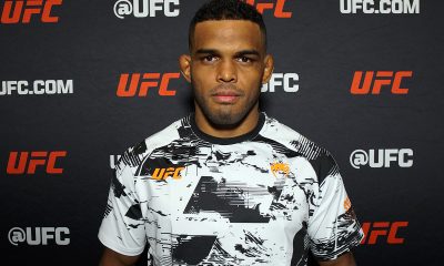 Manoel Sousa Manumito posando para foto no Media Day do UFC Vegas 114